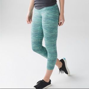 Lululemon wunder under crop high rise leggings teal